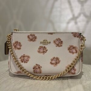 Coach Nolita Wrislet 19